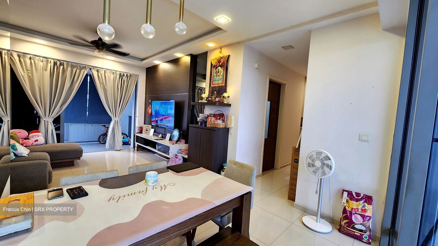 Arc at Tampines (D18), Condominium #404182261